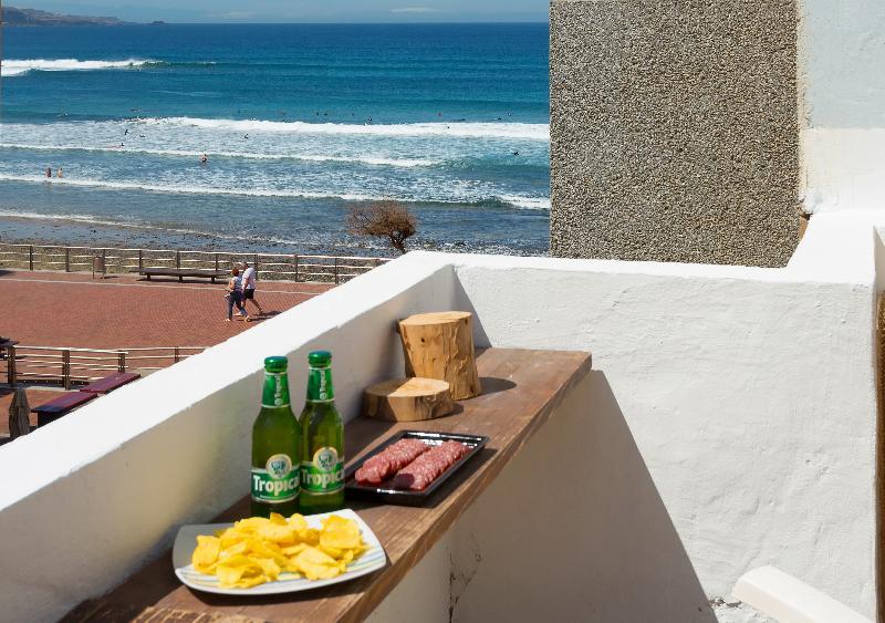 La Ventana Azul Surf Hostel Las Palmas de Gran Canaria Luaran gambar